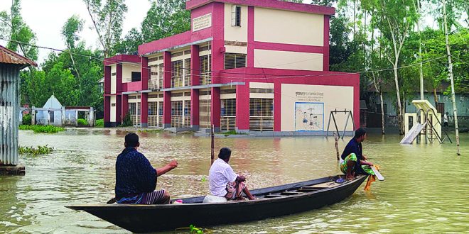 বন্যা পরিস্থিতি: ১০ জেলায় এক হাজার শিক্ষাপ্রতিষ্ঠানে পাঠ বন্ধ