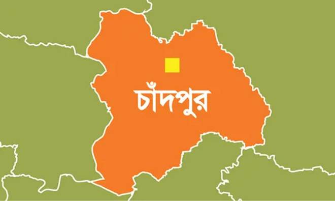 চাঁদপুরে বেদে নারীদের প্রশিক্ষণ শেষে সেলাই মেশিন ও নগদ অর্থ বিতরণ